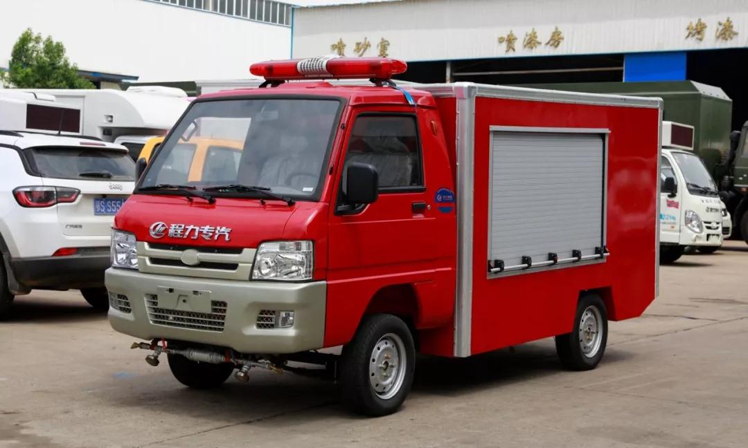 程力新能源人工智能搶險(xiǎn)救援車首批訂單圓滿交車，為國家電網(wǎng)提供一流產(chǎn)品